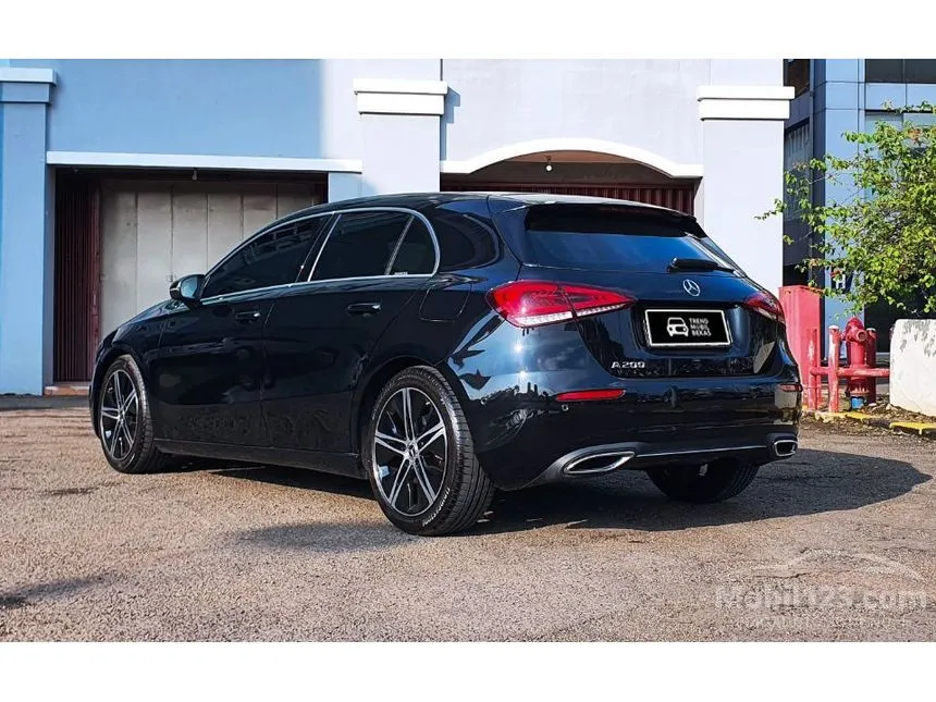 2020 Mercedes-Benz A200 progressive line Hatchback