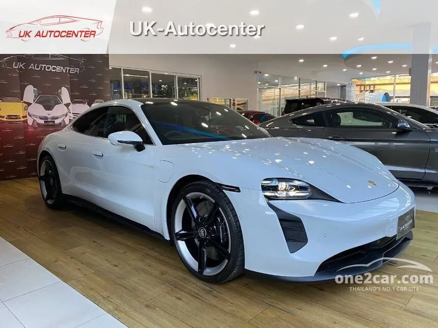 2021 porsche store taycan sedan