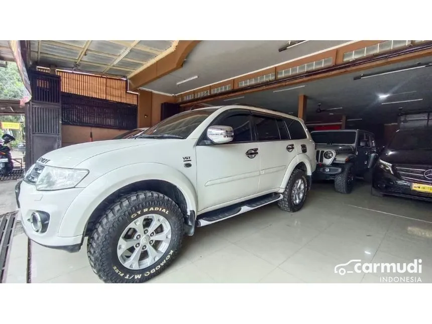 Jual Mobil Mitsubishi Pajero Sport 2014 Dakar 4X2 2.5 di Jawa Barat Automatic SUV Putih Rp 300.000.000
