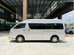 2019 Toyota Commuter 3.0 Van