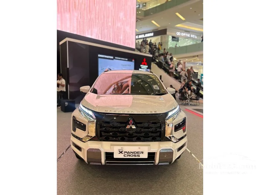 2026 Mitsubishi Xpander Cross Premium (Quartz White Pearl) MPV