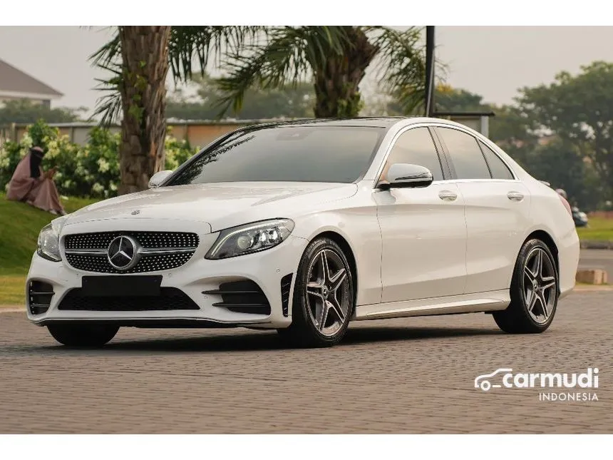 2019 Mercedes-Benz C300 AMG Line Sedan