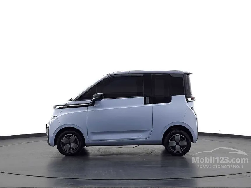 2022 Wuling Air EV Long Range + Charging Pile Hatchback