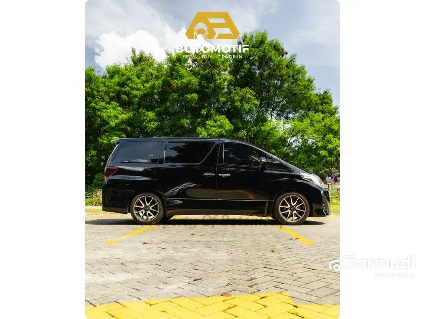 2013 Toyota Alphard S MPV