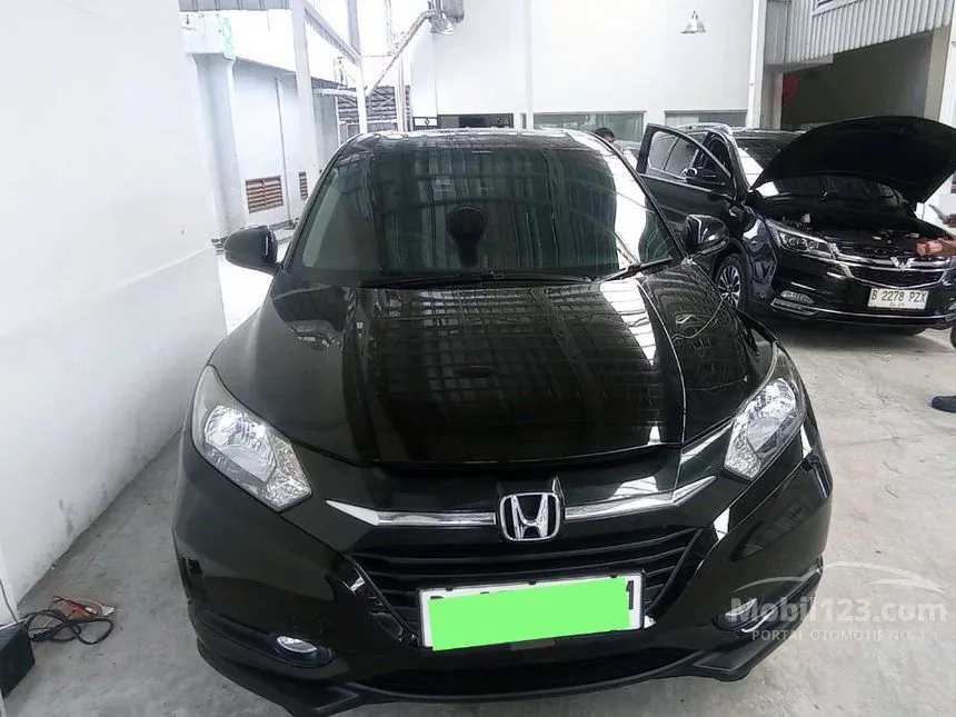 Jual Mobil Honda HR