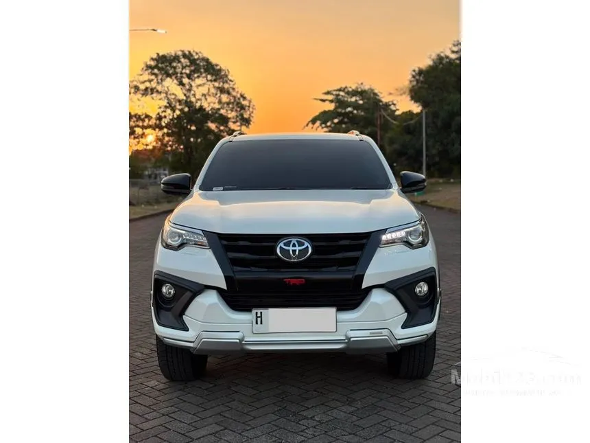 2018 Toyota Fortuner VRZ TRD 4X2 SUV