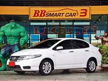 2013 Honda City 1.5 (ปี 08-14) V i-VTEC Sedan AT