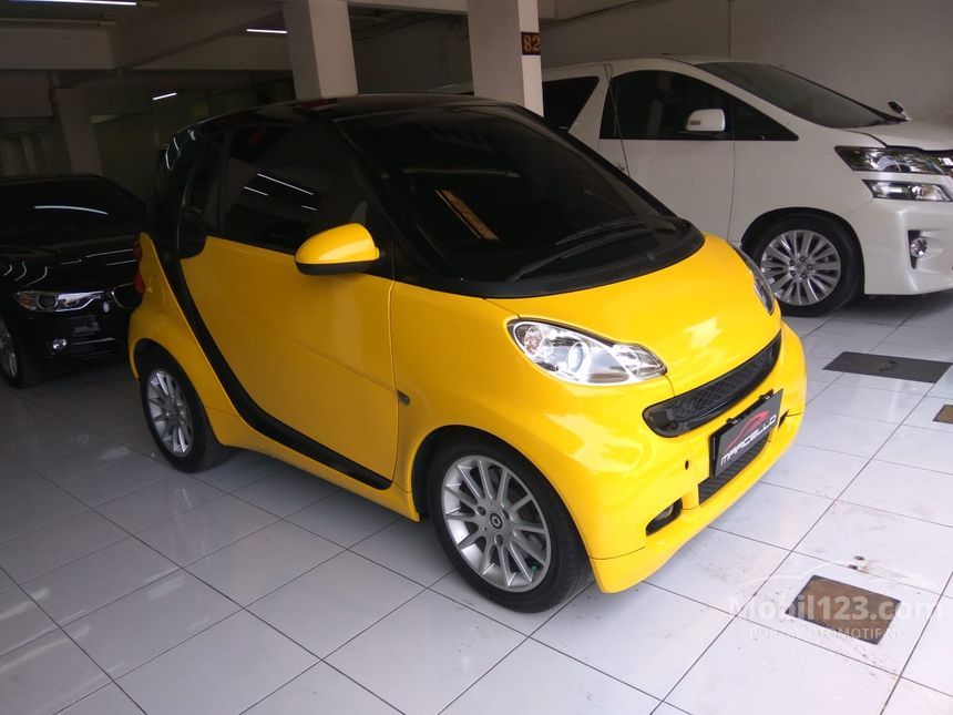 Jual Mobil smart fortwo 2010 1.0 di Jawa Timur Automatic Compact Car