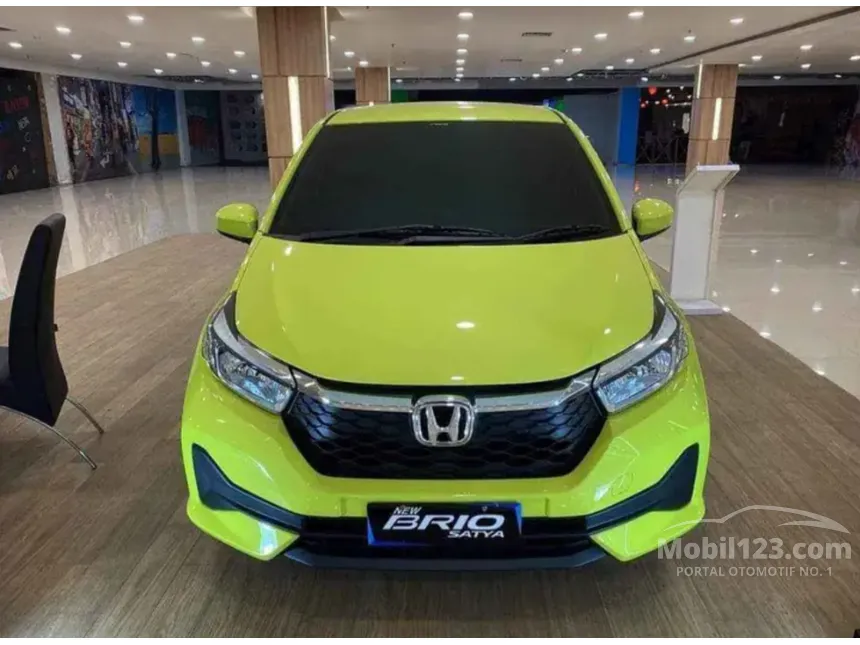 Jual Mobil Honda Brio 2024 E Satya 1.2 di DKI Jakarta Manual Hatchback Kuning Rp 162.800.000