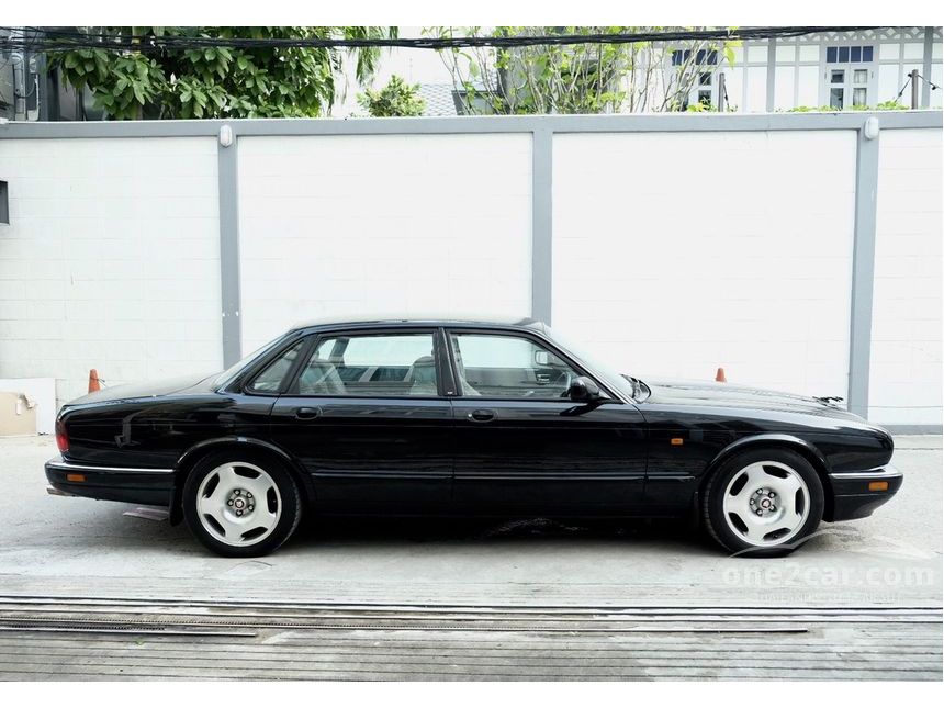 Jaguar xjr 1995