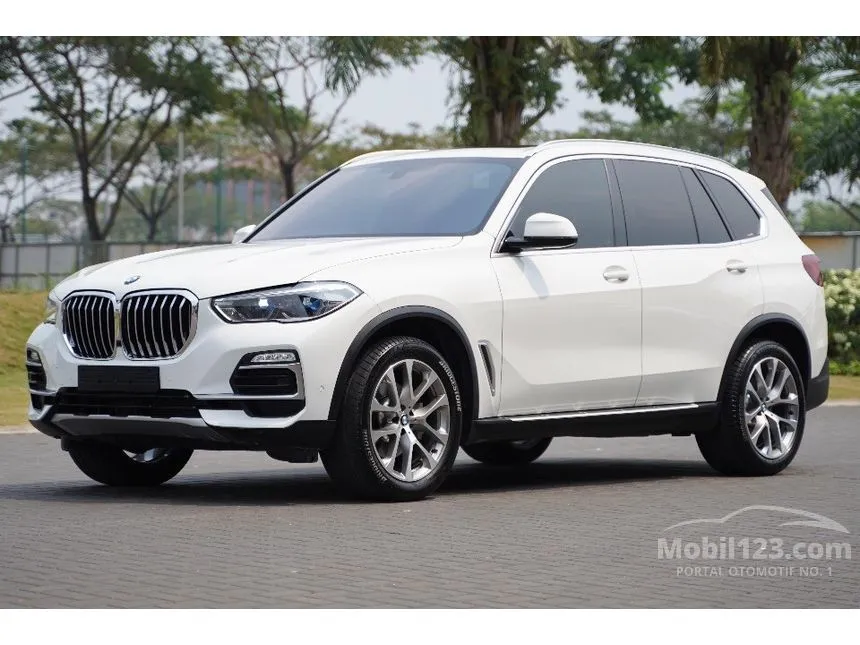 Jual Mobil BMW X5 2020 xDrive40i xLine 3.0 di Banten Automatic SUV Putih Rp 1.159.000.000