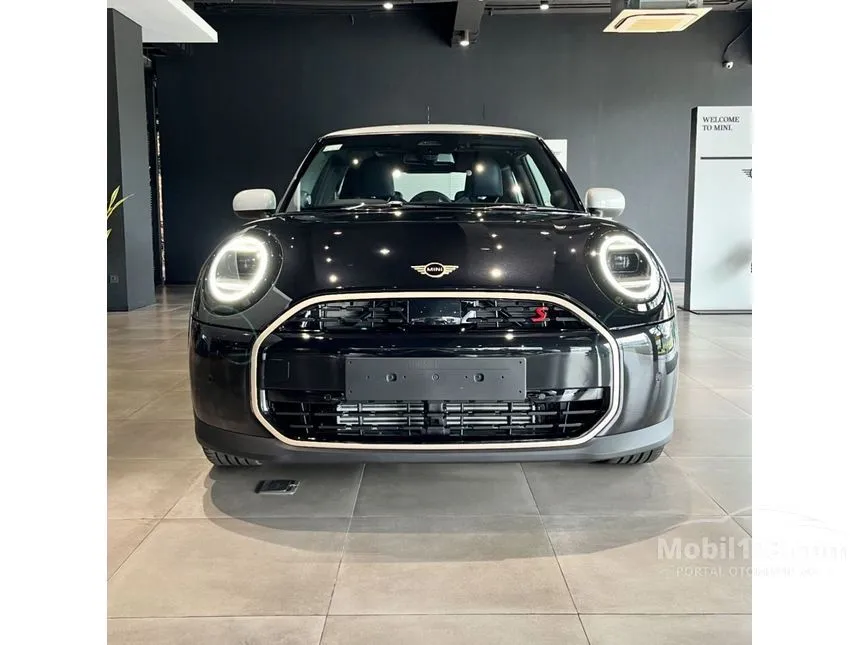 Jual Mobil MINI Cooper 2024 Cooper S 2.0 di Kalimantan Selatan Automatic Hatchback Hitam Rp 1.052.000.000