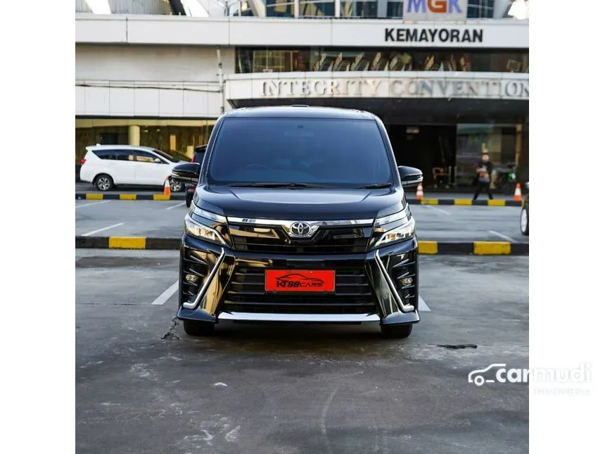 Jual Mobil Toyota Voxy 2018 2.0 di Jawa Barat Automatic Wagon Hitam Rp 335.000.000