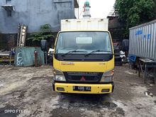 MItsubishi Colt Diesel Canter 4 Roda Box
