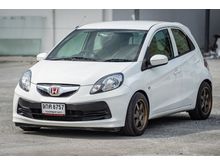 2013 Honda Brio 1.2 (ปี 11-16) V Hatchback MT