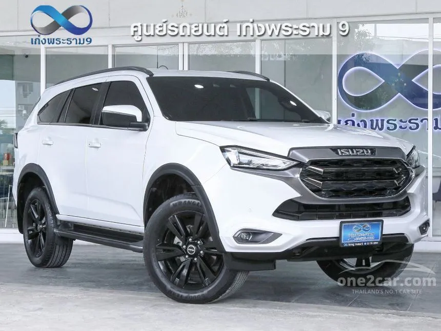 2024 Isuzu MU-X Phantom Collection Ultimate SUV