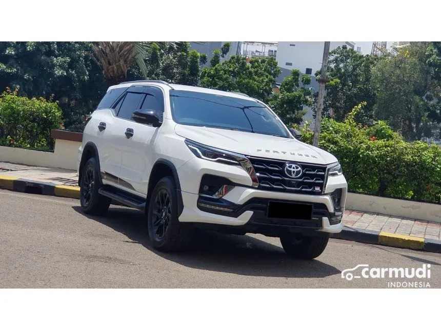 2024 Toyota Fortuner GR Sport 4X2 SUV