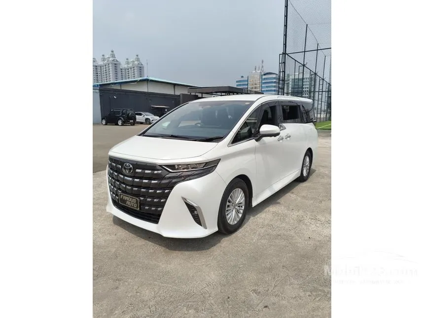 2026 Toyota Alphard Wellcab Hybrid MPV