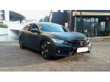 2017 Honda Civic 1.5 E Hatchback hitam dp 92 jt pajak panjang