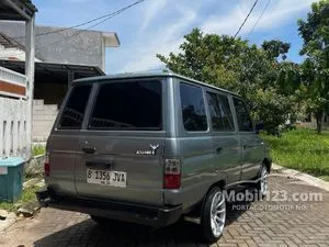 1993 Toyota Kijang 1.5 Grand Extra LGX Van