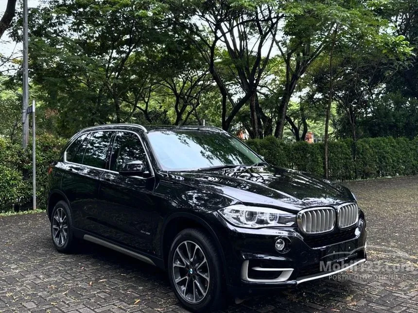 Jual Mobil BMW X5 2017 xDrive35i xLine 3.0 di Banten Automatic SUV Hitam Rp 498.000.000