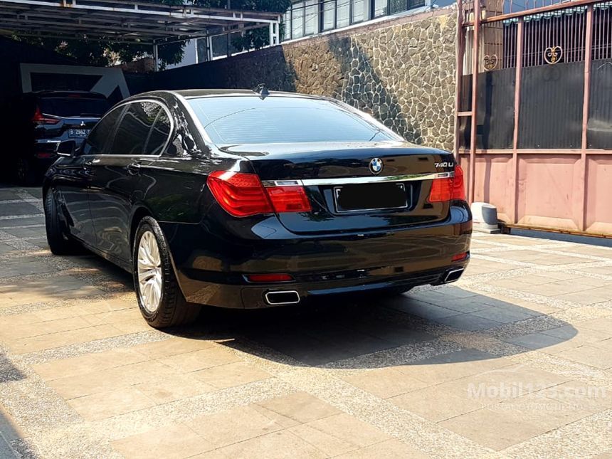 Bmw 740li f02