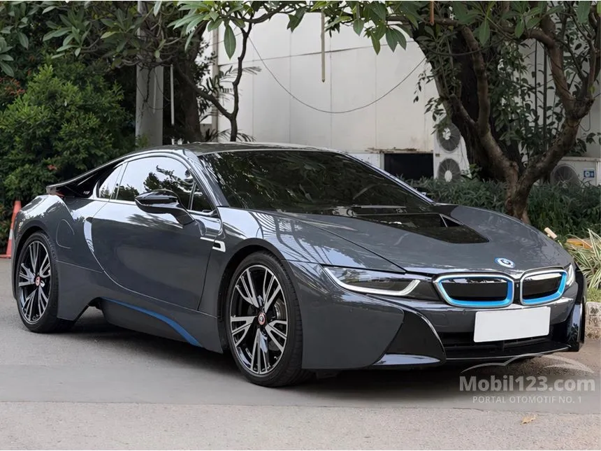 2015 BMW i8 Coupe