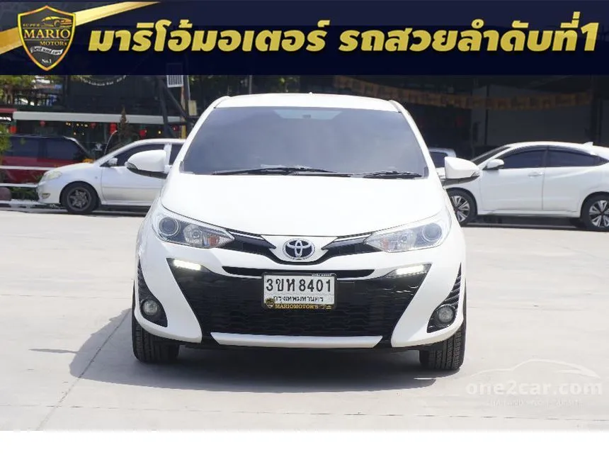 2017 Toyota YARIS G Hatchback