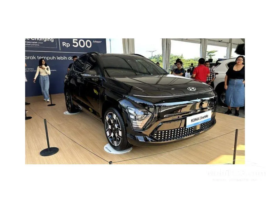 Jual Mobil Hyundai Kona 2024 Electric Long Range Signature di DKI Jakarta Automatic Wagon Hitam Rp 575.000.000