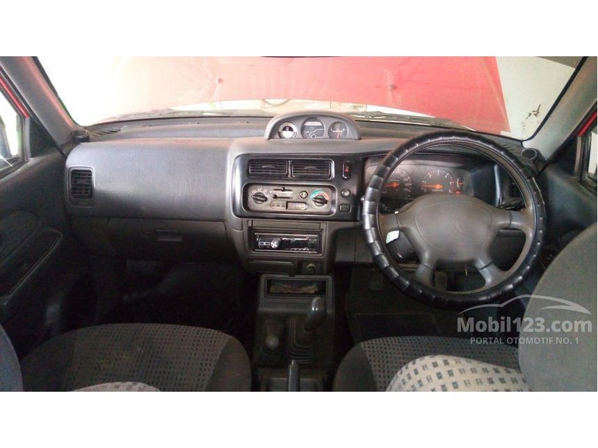 Jual Mobil Mitsubishi L200 Strada 2006 GLS 2.5 di DKI  