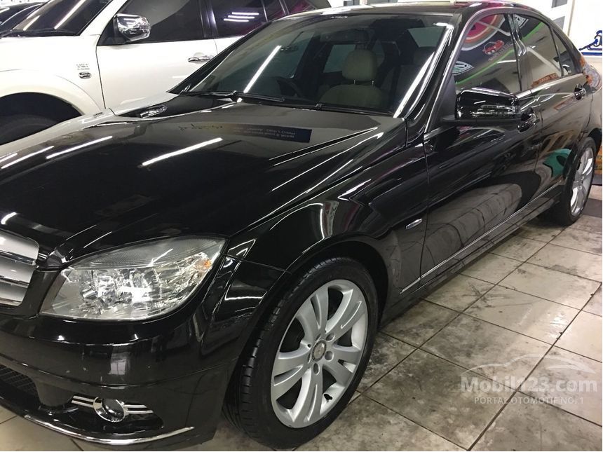 Jual Mobil Mercedes-Benz C200 2010 CGI Avantgarde 1.8 di 