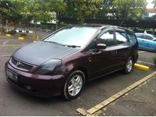 2003 Honda Stream 2.0 triptonic.