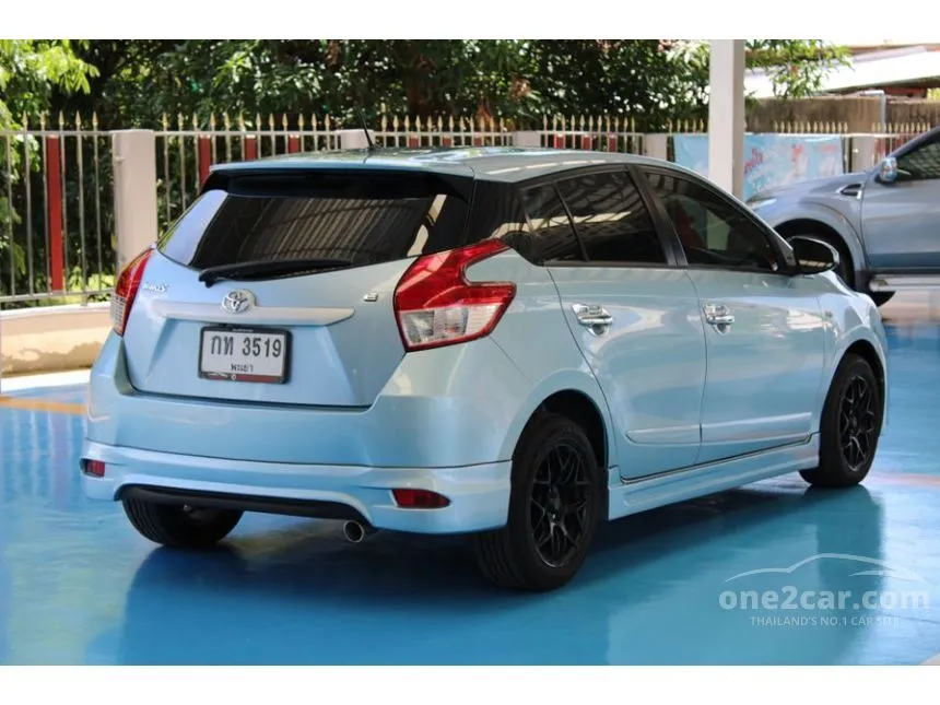 2014 Toyota YARIS E Hatchback