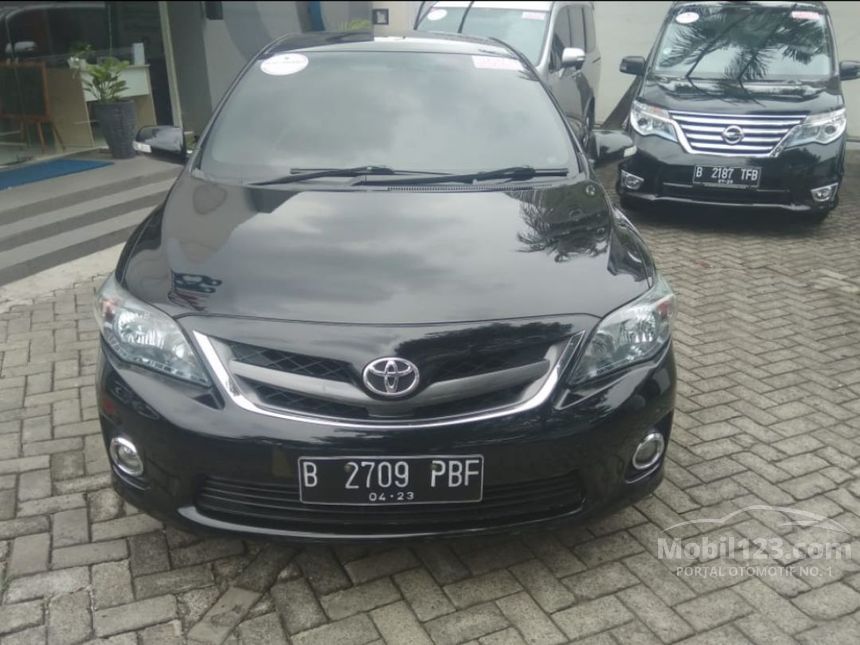 Jual Mobil  Toyota Corolla Altis  2012  V 2 0 di DKI Jakarta 