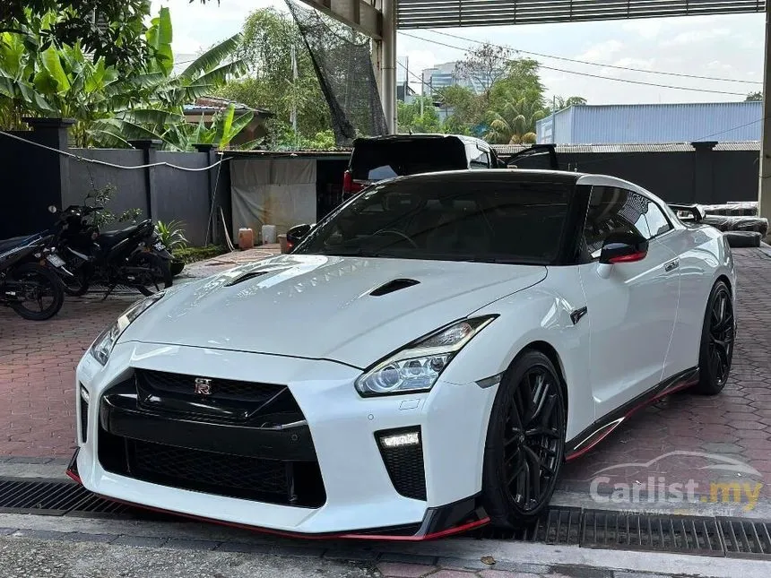 2018 Nissan GT-R Premium Edition Coupe