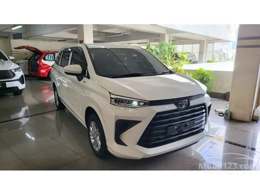 Jual Mobil Toyota Avanza 2024 E 1.3 di DKI Jakarta Manual MPV Putih Rp 206.900.000