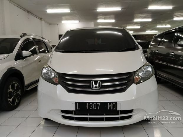  Honda  Freed  Mobil  Bekas  Baru  dijual  di Surabaya  Jawa 