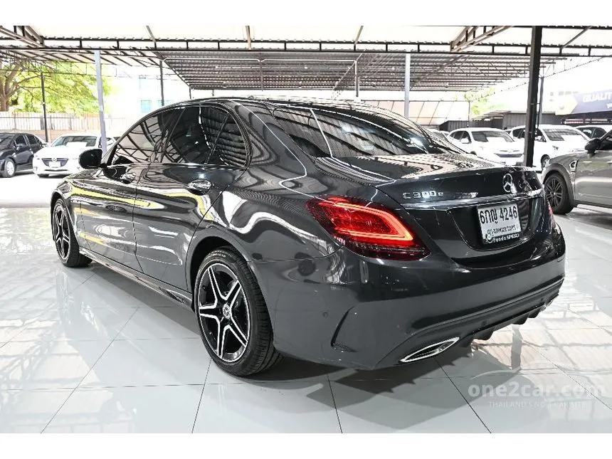 2022 Mercedes-Benz C300 e AMG Sport Sedan