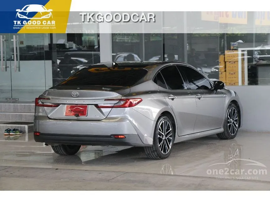 2024 Toyota CAMRY HEV Premium Luxury Sedan
