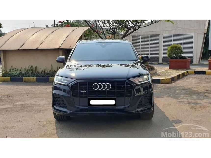 Jual Mobil Audi Q7 2022 TFSI Quattro 3.0 di DKI Jakarta Automatic SUV Hitam Rp 1.550.000.000