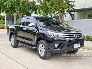 2017 Toyota HILUX REVO 2.4 G Prerunner Smart Cab Pickup