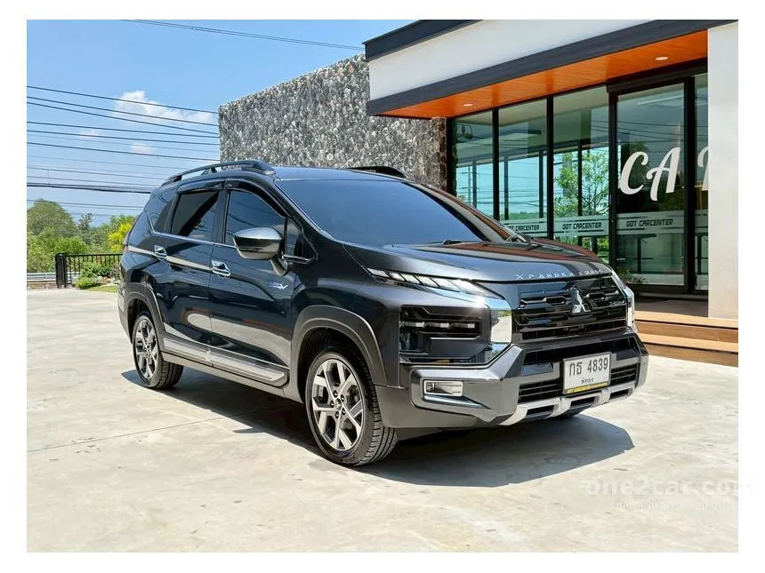 2024 Mitsubishi Xpander Cross HEV Cross Wagon