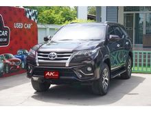 2017 Toyota Fortuner 2.4 (ปี 15-18) V SUV