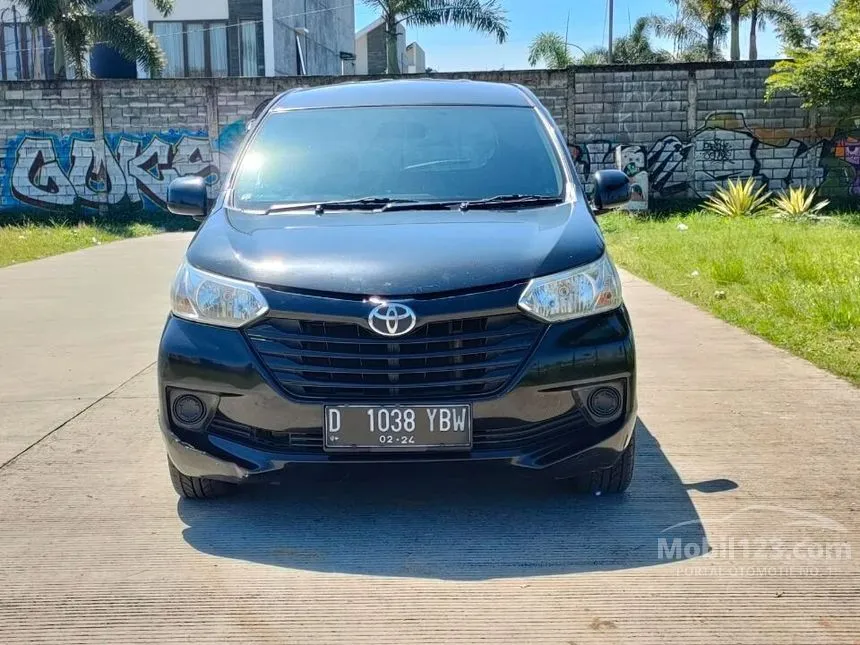 Jual Mobil Toyota Avanza 2018 E 1.3 di Jawa Barat Manual MPV Hitam Rp 130.000.000
