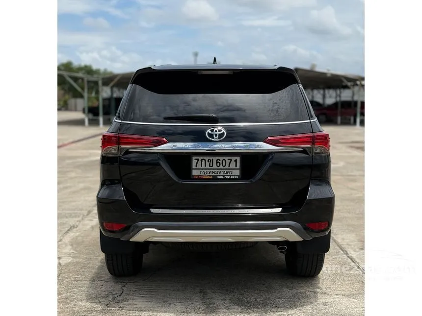 2018 Toyota FORTUNER V SUV