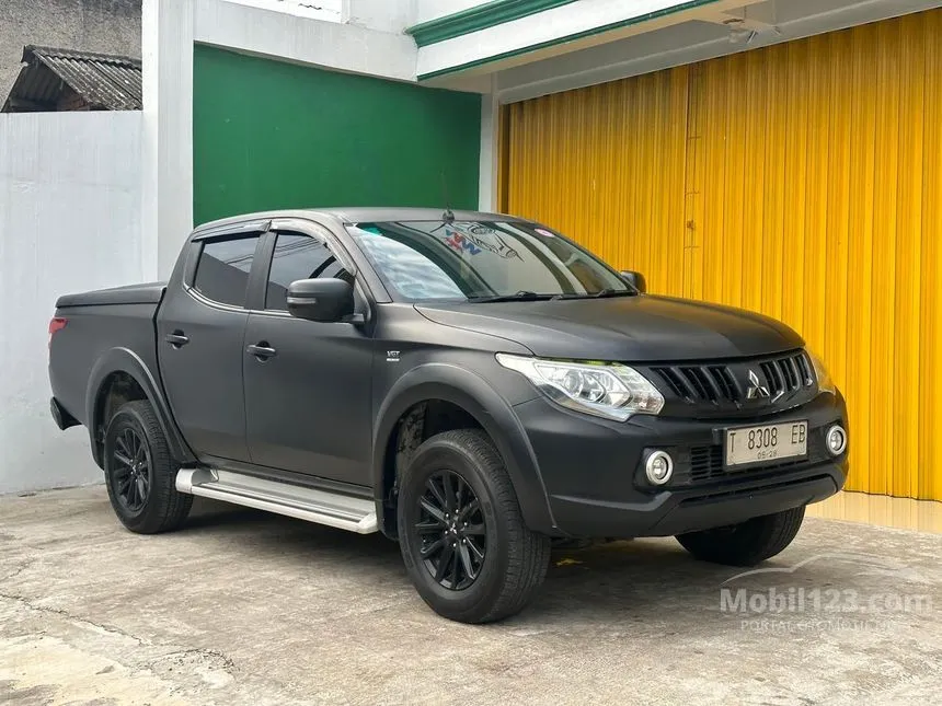 Jual Mobil Mitsubishi Triton 2018 Exceed Double Cab 4X4 2.5 di Jawa Barat Automatic Pickup Hitam Rp 270.000.000