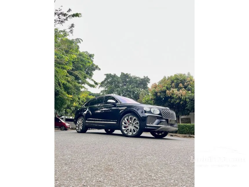2024 Bentley Bentayga EWB SUV