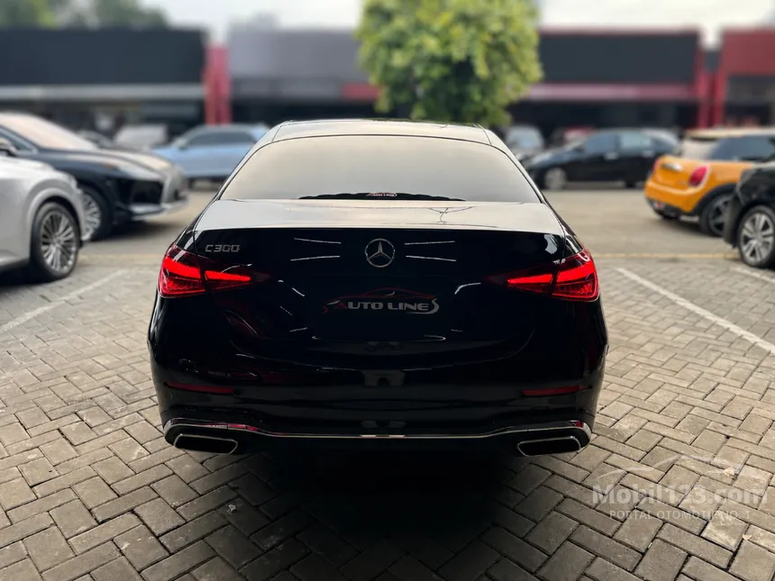 2023 Mercedes-Benz C300 AMG Line Sedan