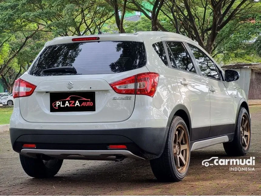 2022 Suzuki SX4 S-Cross Hatchback
