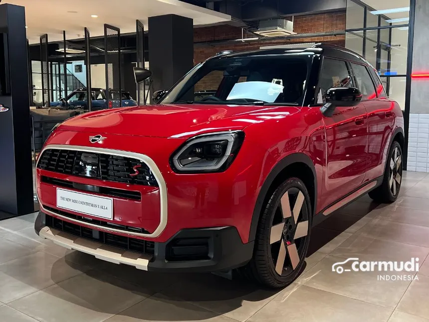 2024 MINI Countryman S ALL4 Favoured Trim SUV